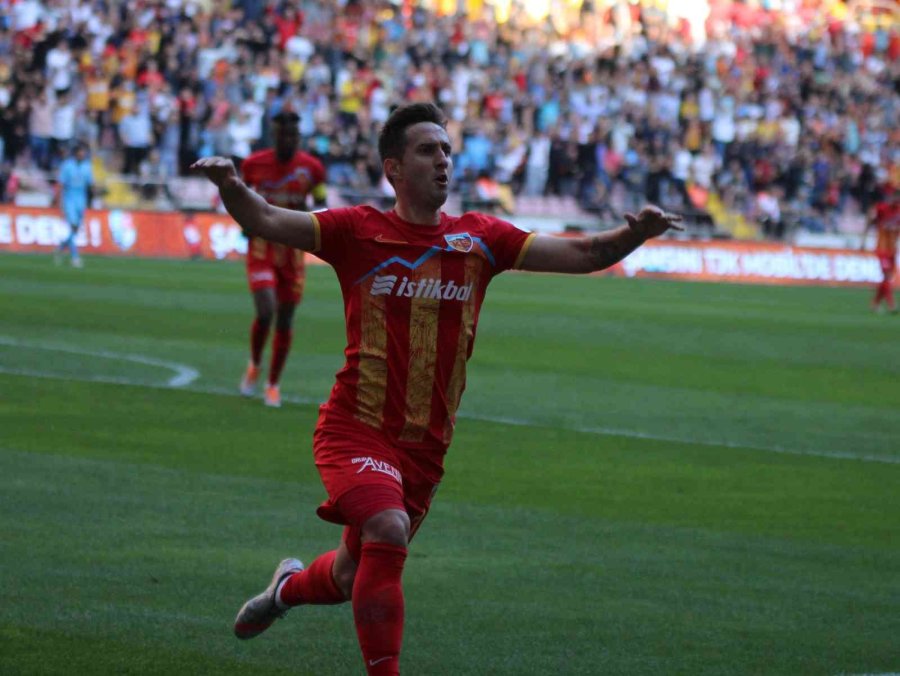 Spor Toto Süper Lig: Kayserispor: 1 - Trabzonspor: 0 (ilk Yarı)