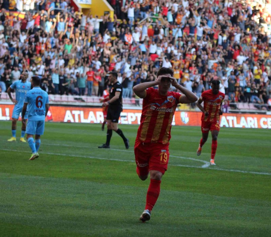 Spor Toto Süper Lig: Kayserispor: 1 - Trabzonspor: 0 (ilk Yarı)