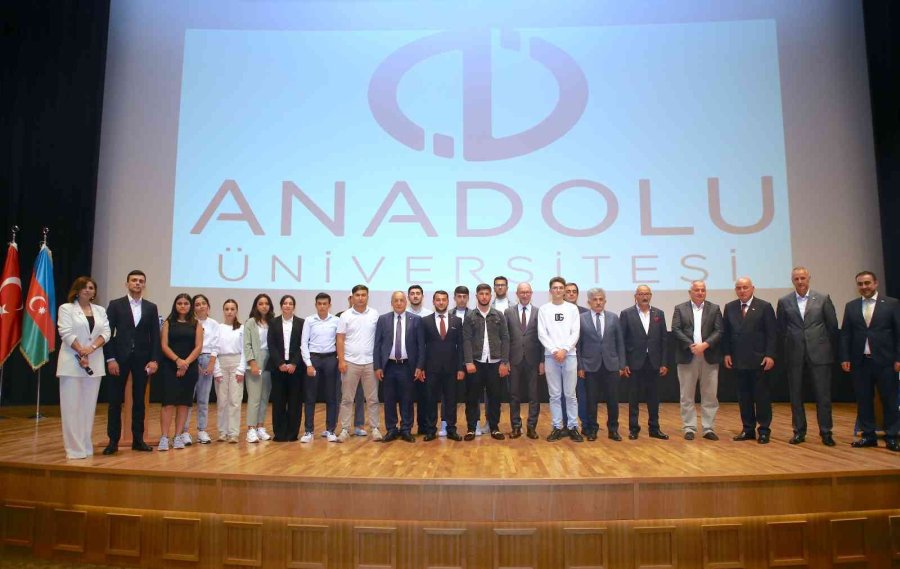 Azerbaycan Programları Yeni Akademik Yılı Bakü’de Düzenlenen Törenle Başladı