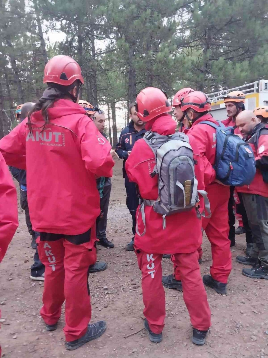 Ormanda Kaybolduğu Bildirilen Şahıs Bulundu