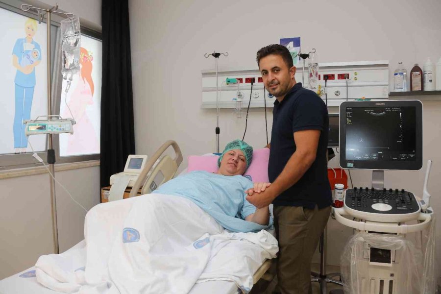 Bakan Koca’dan Prof. Dr. Ömer Özkan’a Övgü