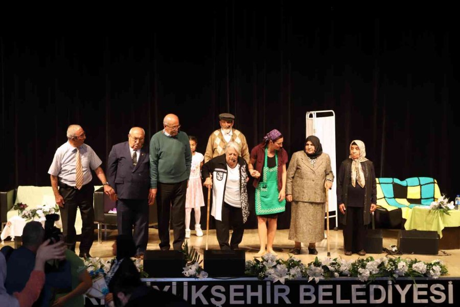 Büyükşehirden ’yaşlılar Günü’ Etkinliği