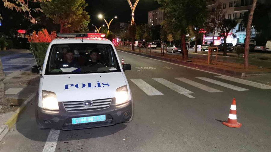 Ruhsatsız Tabanca İle Yakalandı, “çiftliğim Var” Diye Kendini Savundu