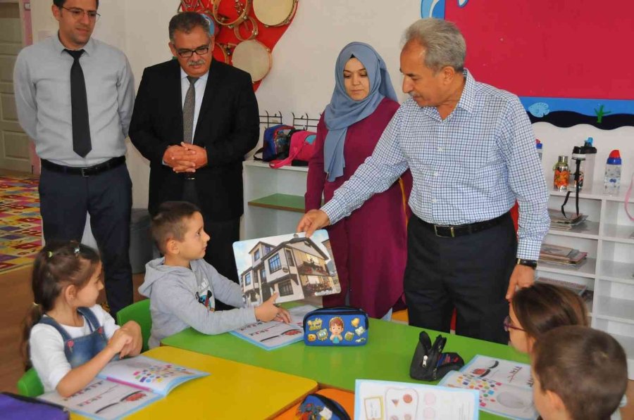 Başkan Akkaya Dünya Çocuklar Günü’nde Çocuklarla Buluştu