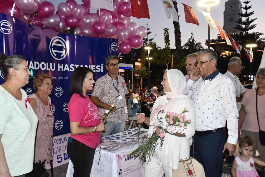 Kemer’de Balonlar Meme Kanseri Farkındalığı İçin Uçtu