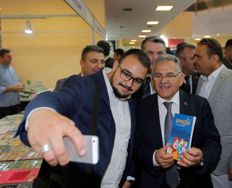 Kayseri Büyükşehir Belediyesi 5’inci Kez Kitap Fuarı’nın Kapısını Aralıyor