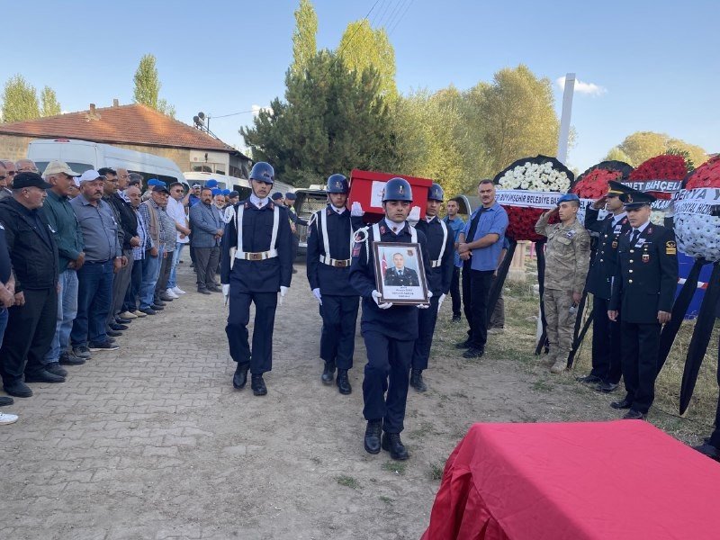 Kayserili Şehide Son Görev