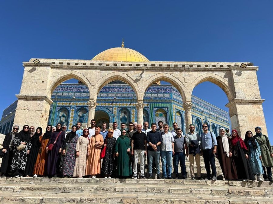 “büyük Kudüs Akademisi” Projesinin Birincileri Mescid-i Aksa’ya Götürüldü