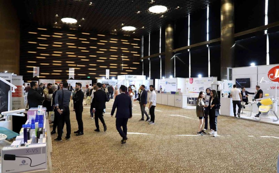 “neü 2. Uluslararası Diş Hekimliği Kongresi Ve Fuarı” Gerçekleştirildi