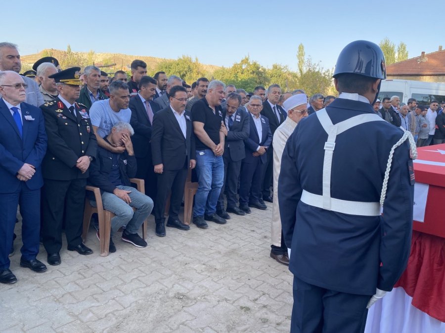 Kayserili Şehide Son Görev