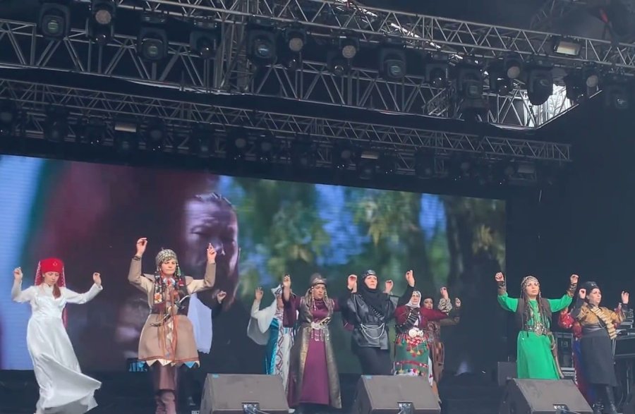 "kahraman Türk Kadınları" Temalı Gösteri Yoğun İlgiyle İzlendi