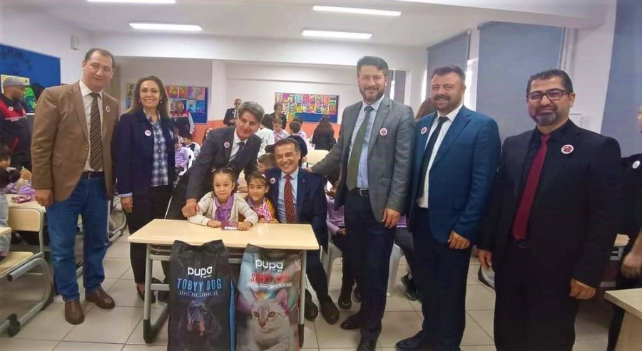 Okullarda Hayvan Hakları Eğitimi Verildi