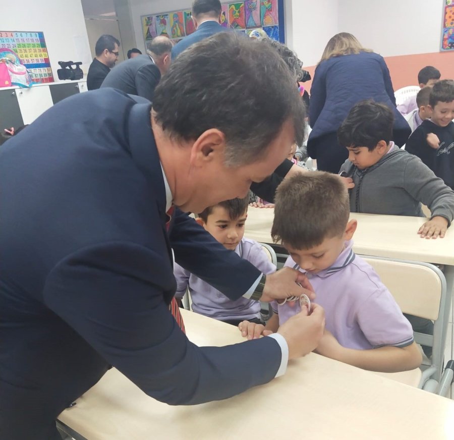 Okullarda Hayvan Hakları Eğitimi Verildi