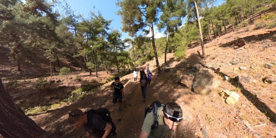 Eşsiz Manzarada 18 Kilometrelik Zorlu Doğa Yürüyüşü