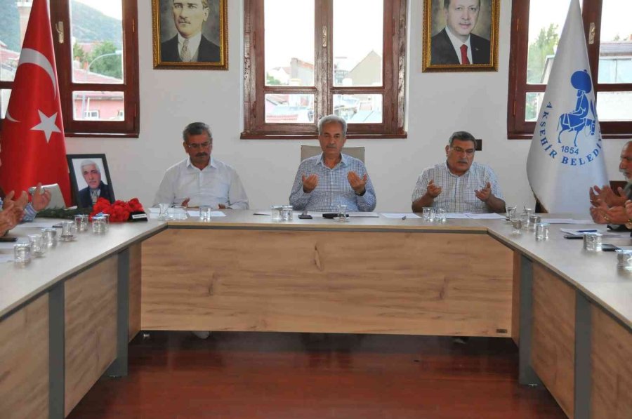 Akşehir Belediyesi Meclis Üyesi Hüseyin Uyar Dualarla Anıldı