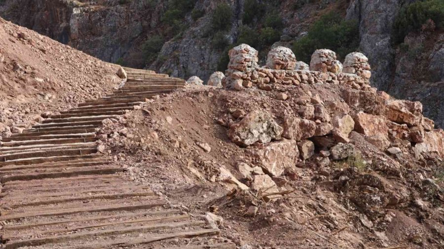 Vali Çiçek Ve Başkan Büyükkılıç’tan Kapuzbaşı Şelaleleri’ne ‘turistik’ Dokunuşlar