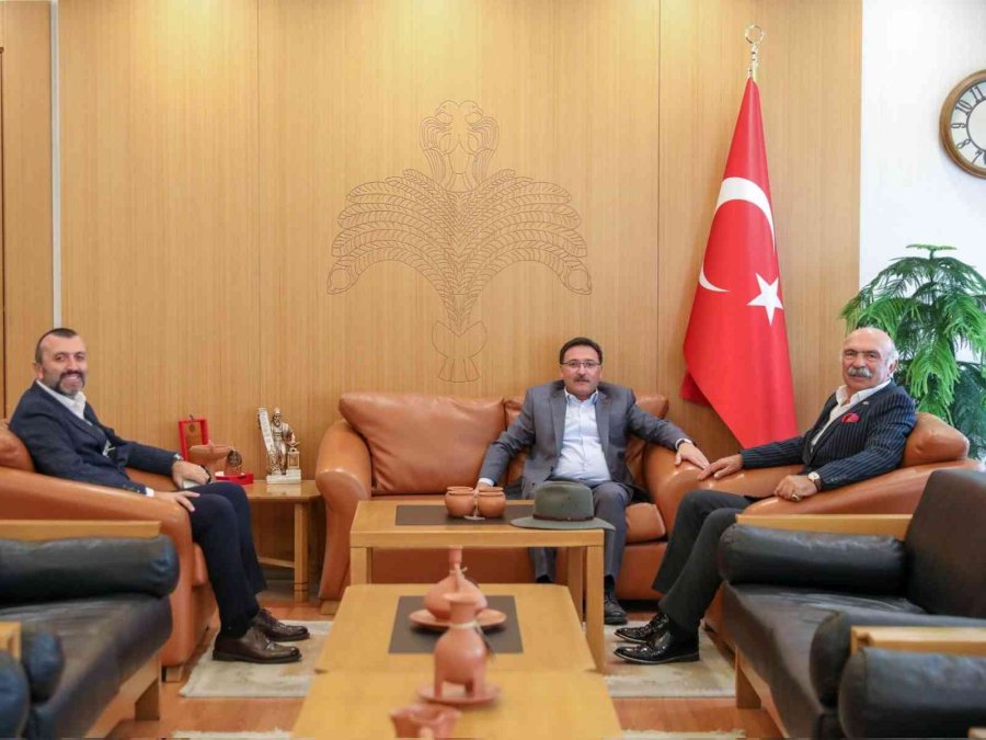 Vali Çiçek’e Ziyaretler Devam Ediyor