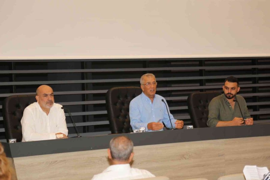 Şehit Polisin İsmi Mezitli’de Spor Kompleksine Verildi