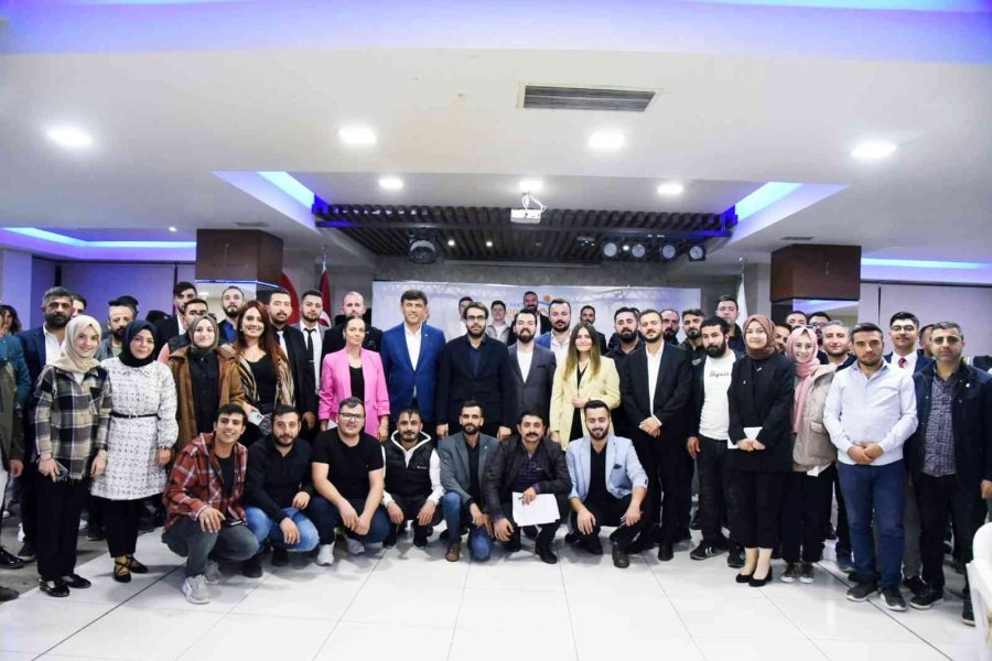 Başkan Çalışkan, Genç Esnafla Buluştu