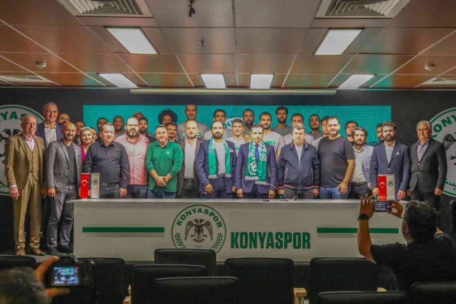 Başkan Özgökçen: “konyaspor, En Üst Kulvarlarda Mücadele Etmeye Devam Edecektir”