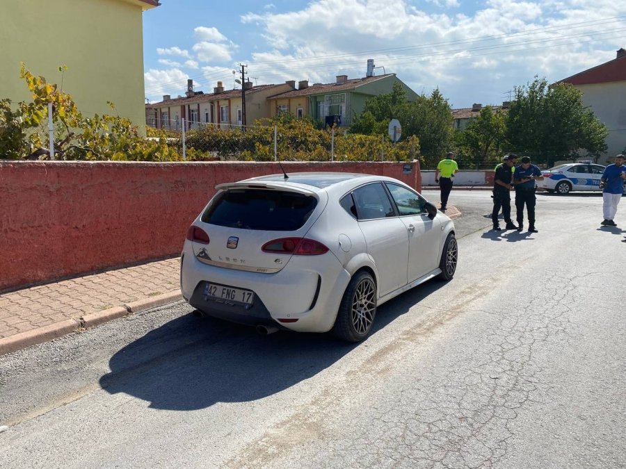 Yakalanacaklarını Anladılar, Aracı Bırakıp Kaçtılar