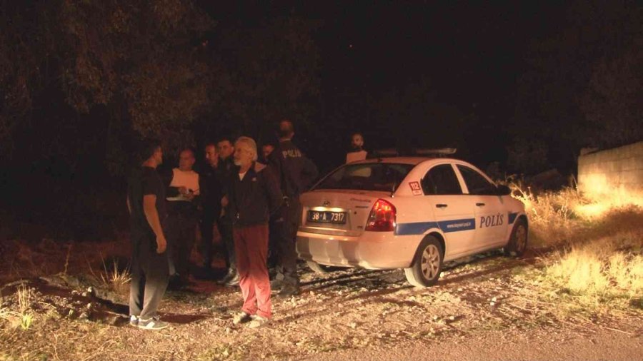 Kayseri’de Uzun Namlulu Ağır Silahlı Şüpheli İhbarı Polisi Harekete Geçirdi