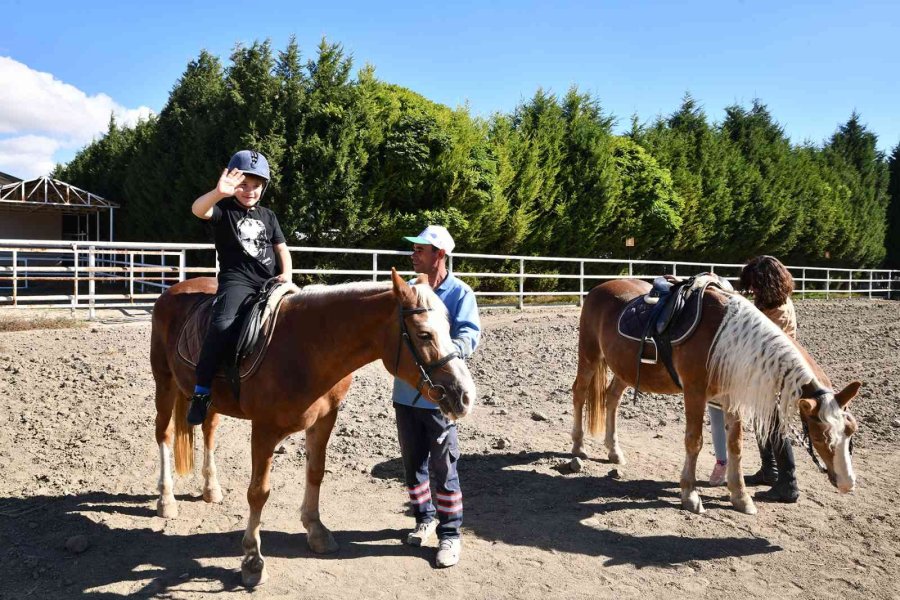 At Binme Heyecanı Tepebaşı’nda