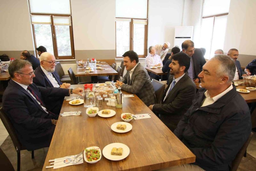 Hacılar’da ’camiler Ve Din Görevlileri Haftası’ Kutlandı