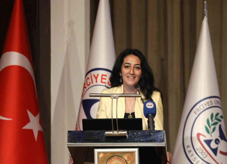 Erü Eczacılık Fakültesi Eczakder Tarafından Yeniden Akredite Edildi