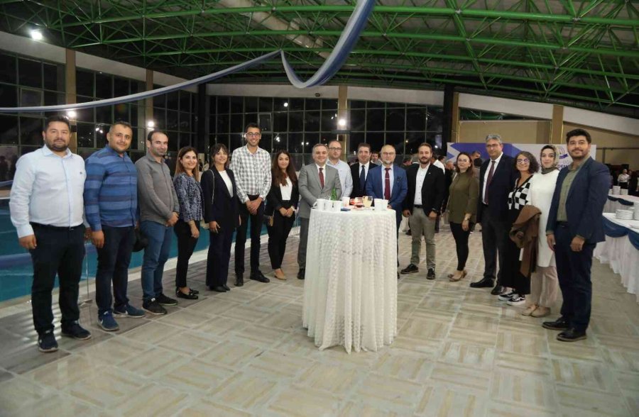 Erü Rektörü Altun, 6 Fakültenin Akademisyenleri İle Buluştu