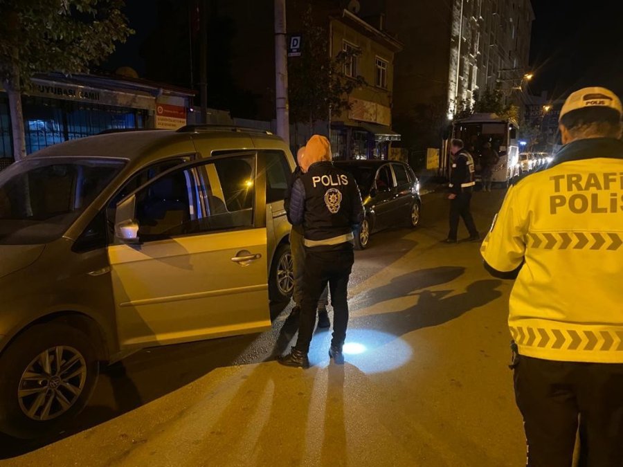 Binden Fazla Polisin Katılımıyla Denetim Yapıldı