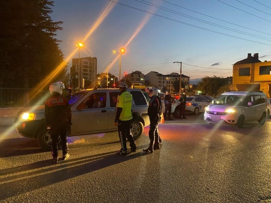 Binden Fazla Polisin Katılımıyla Denetim Yapıldı