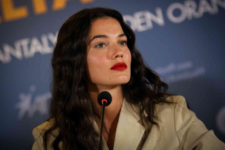 59. Antalya Altın Portakal Film Festivali’nde “karanlık Gece” İzleyicilerin Beğenisine Sunuldu