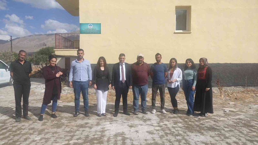 Sarız’da Lojmanlar Yenilenerek Öğretmenlerin Hizmetine Sunuldu