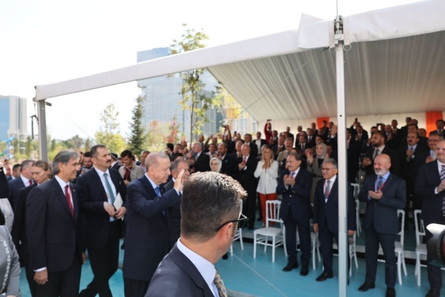 Başkan Çolakbayrakdar; "gençlerimizle Türkiye Yüzyılının İnşasına Büyük Katkı Sağlayacağız"