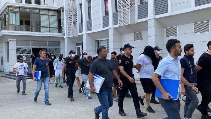 Almanların Korkulu Rüyası Çetenin 12’i Üyesi Tutuklandı