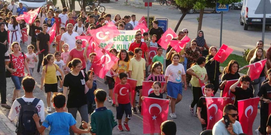 Sporcular ’amatör Spor Haftası’nı Yürüyüşle Kutladı