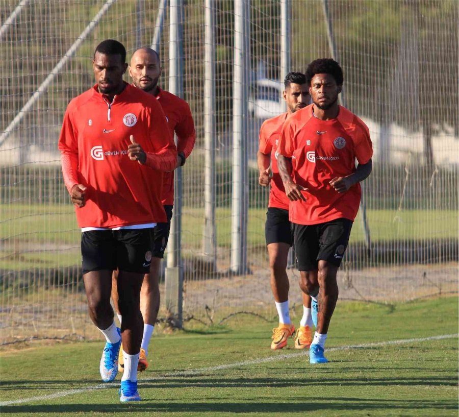 Antalyaspor, Konyaspor Maçı Hazırlıklarını Sürdürüyor