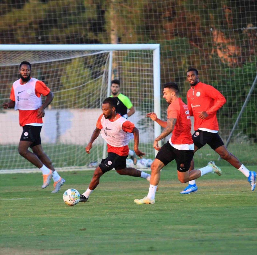 Antalyaspor, Konyaspor Maçı Hazırlıklarını Sürdürüyor