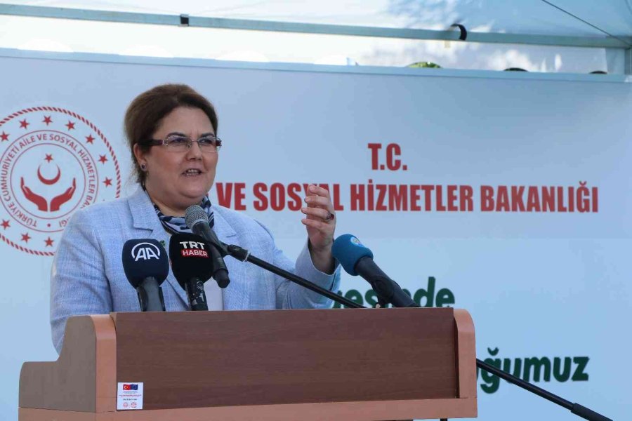 Bakan Yanık: "2050 Yılında Her 5 Kişiden Birinin 65 Yaş Ve Üzeri Olacağı Öngörülüyor"