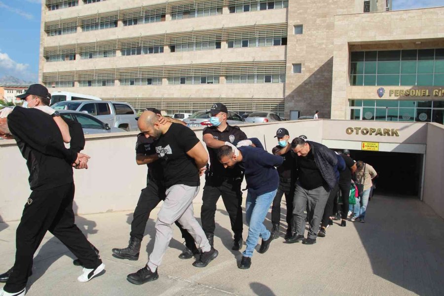 Antalya Merkezli Suç Örgütü Çökertildi: 44 Gözaltı