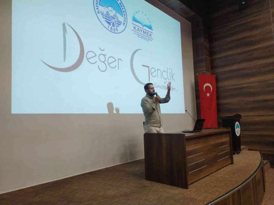 Büyükşehir’in Ödüllü Projesi Değer Gençlik’te Yeni Eğitim Öğretim Yılı Dersleri Başladı