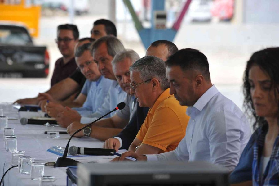 Kemer Kuzdere’de Tapular Verildi