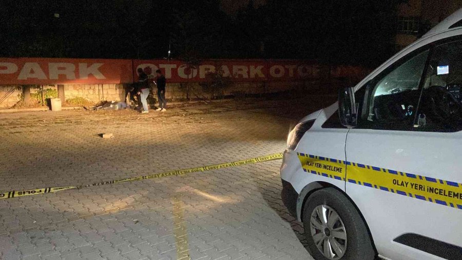 Arkadaşını Otoparkta Öldüren Katil Zanlısı Kaçma Planı Yaparken Yakalandı