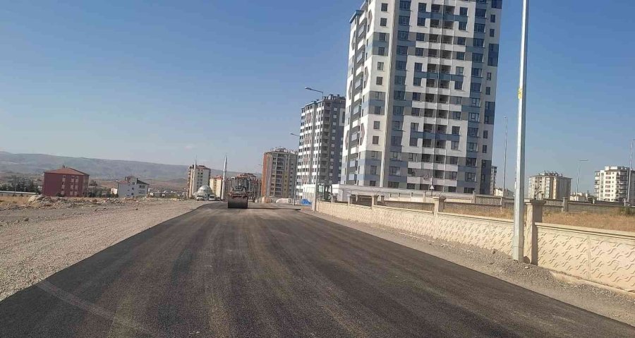 Bahçelievler Mahallesi’nde 3 Sokakta Asfaltlama Yapıldı