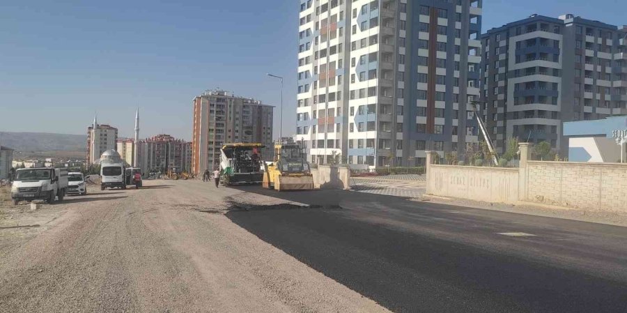 Bahçelievler Mahallesi’nde 3 Sokakta Asfaltlama Yapıldı