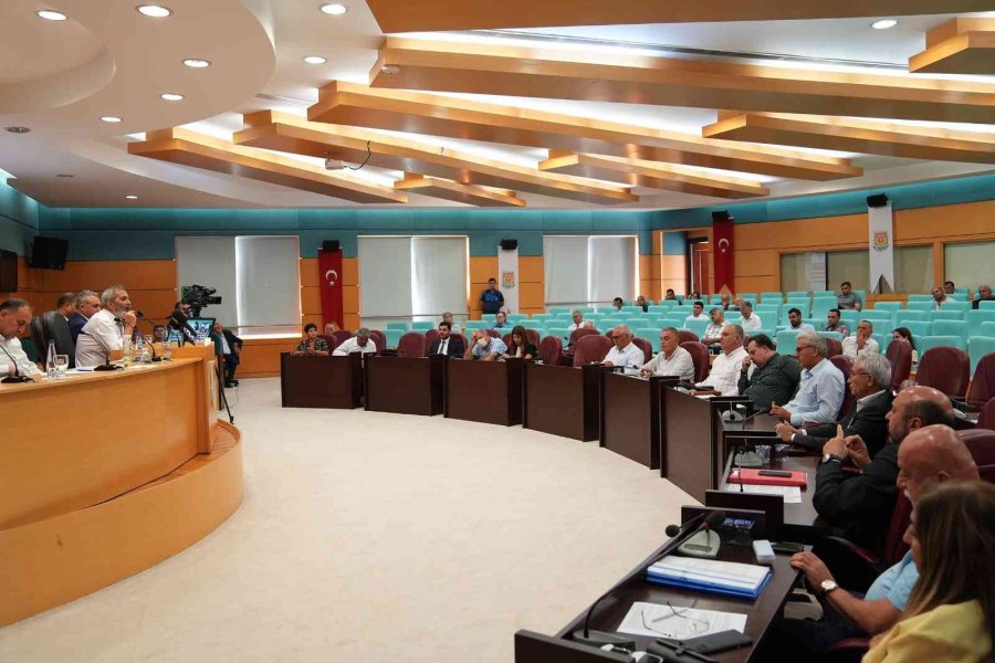 Bozdoğan: "ateşe İhanet Eden Bir Gün Üşümeye Mecbur Kalacak"