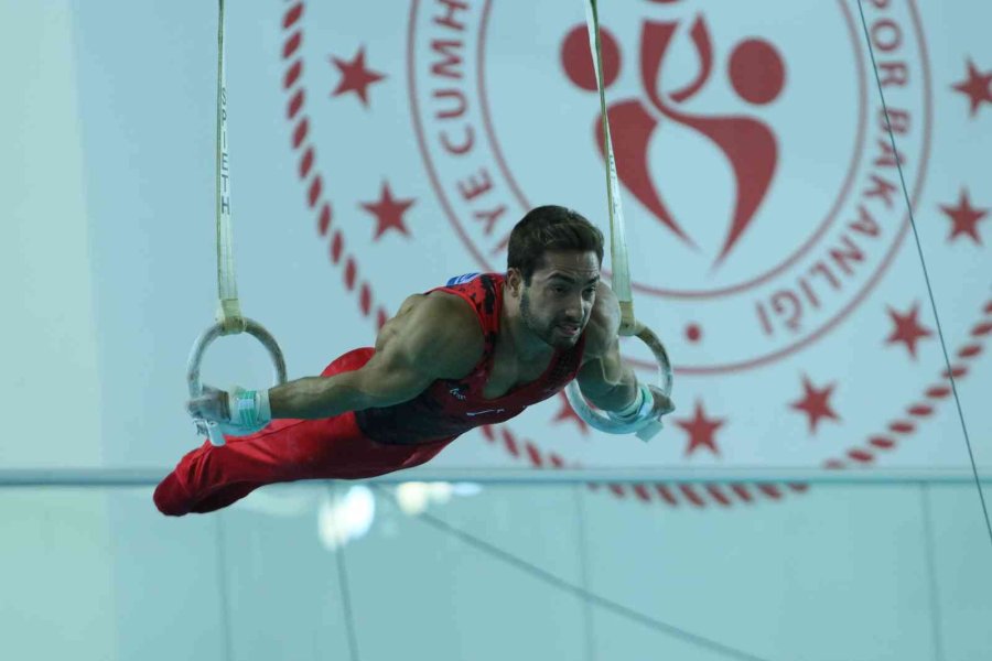 Artistik Cimnastik Dünya Kupasında Finale Kalanlar Belli Oldu