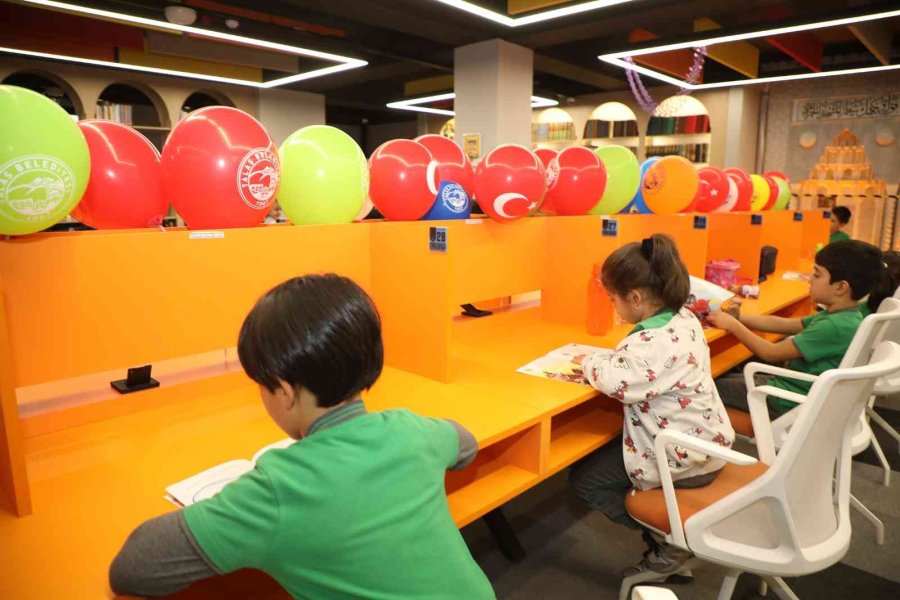 Altıntepe Semt Kütüphanesi’nde İlkokul Öğrencilerine Özel Etkinlik