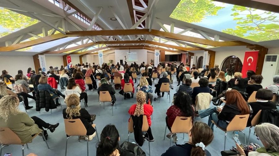 Eskişehirli Üretici Kadınlar Eğitimde Bir Araya Geldi